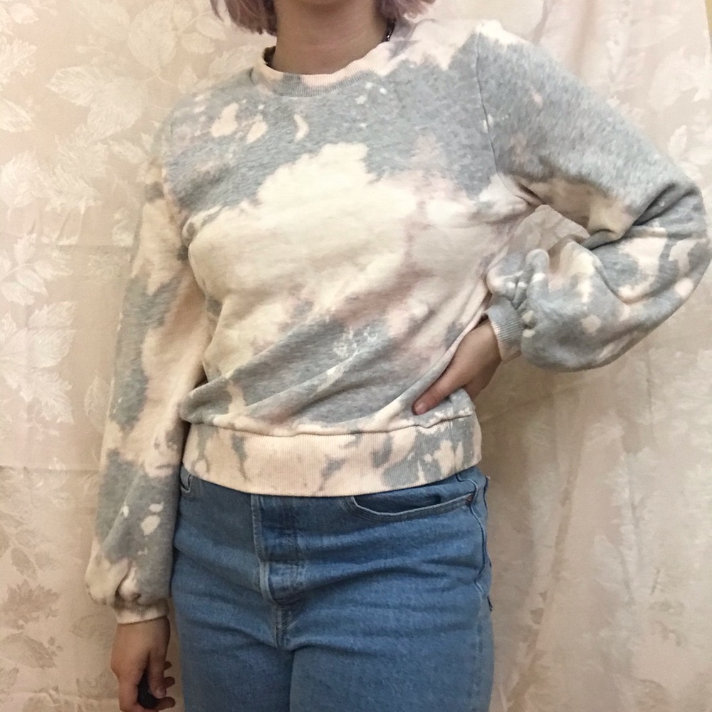 Bleach dyed crewneck!
